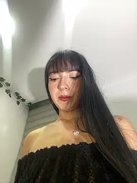 Snapshot of JeyLuxx chatting on July 2, 2026, 4:07 am JeyLuxx online show from July 2, 2026, 4:07 am