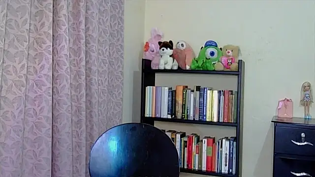 Snapshot of Kali_Hel chatting on July 12, 2026, 3:52 am Kali Hel online show from July 12, 2026, 3:52 am