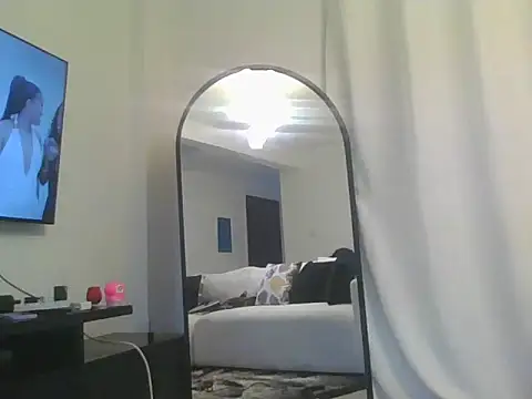 Snapshot of Freaky_T chatting on May 27, 2026, 12:02 pm Freaky T online show from May 27, 2026, 12:02 pm
