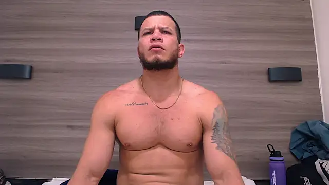 Snapshot of Maximiliano_Stronge chatting on June 24, 2026, 8:30 pm Maximiliano Stronge online show from June 24, 2026, 8:30 pm