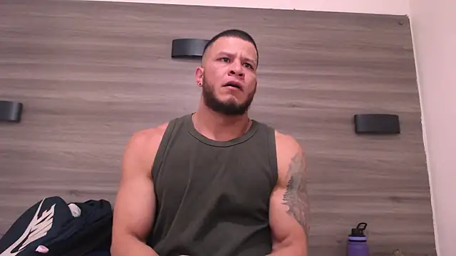 Snapshot of Maximiliano_Stronge chatting on June 30, 2026, 9:05 pm Maximiliano Stronge online show from June 30, 2026, 9:05 pm