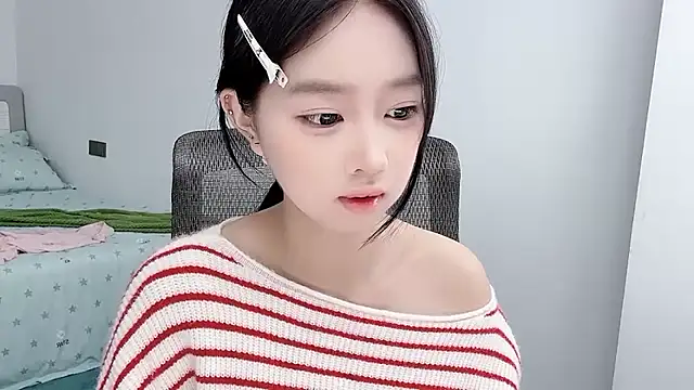 Yoyo33355 online show from June 30, 2026, 3:51 am