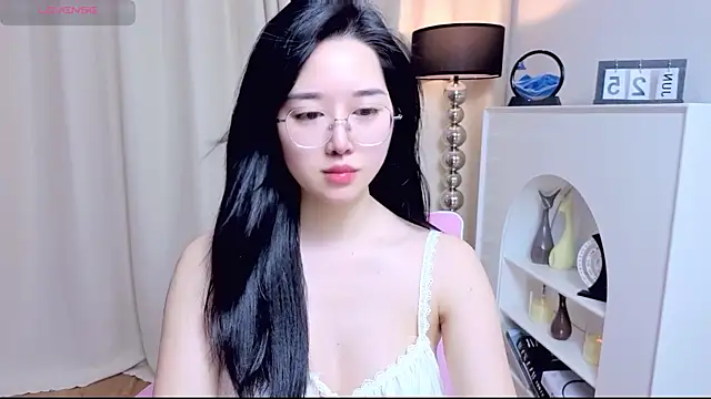Snapshot of miuu6868 chatting on June 25, 2026, 2:11 am miuu6868 online show from June 25, 2026, 2:11 am