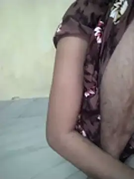 Snapshot of PRIYAGIRLHOT chatting on June 5, 2026, 5:47 am PRIYAGIRLHOT online show from June 5, 2026, 5:47 am