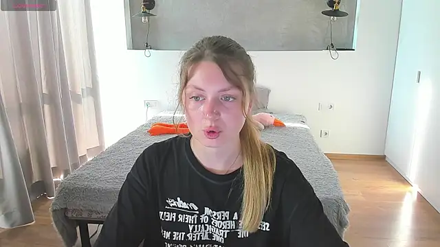 Kitkatvel online show from July 1, 2026, 5:09 am