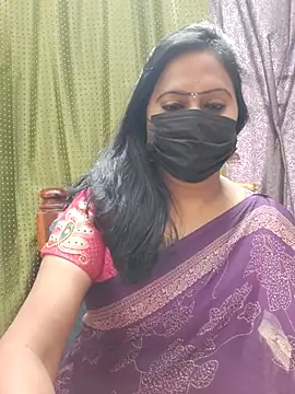 Snapshot of Meera_mia chatting on June 30, 2026, 1:17 am Meera mia online show from June 30, 2026, 1:17 am
