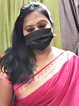 Snapshot of Meera_mia chatting on July 6, 2026, 1:52 pm Meera mia online show from July 6, 2026, 1:52 pm