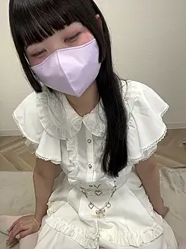 Snapshot of Reina_0129 chatting on June 20, 2026, 7:22 am Reina 0129 online show from June 20, 2026, 7:22 am
