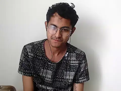 Snapshot of xanderlover chatting on July 15, 2026, 5:07 pm xanderlover online show from July 15, 2026, 5:07 pm