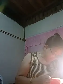 Snapshot of Orio-baby chatting on July 16, 2026, 1:22 am Orio-baby online show from July 16, 2026, 1:22 am