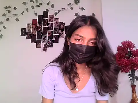 KAJALKUMARIORG online show from July 3, 2026, 7:04 am