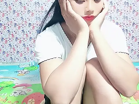Snapshot of Yingg19 chatting on June 1, 2026, 6:53 pm Yingg19 online show from June 1, 2026, 6:53 pm