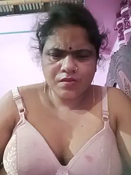 Maya Vabi online show from June 3, 2026, 2:33 pm