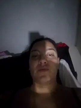 Sexy nayra outdoors  online show from May 30, 2026, 4:42 am