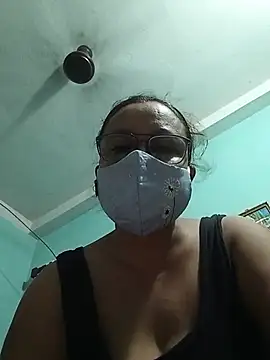 MoonLusty online show from July 16, 2026, 10:54 am