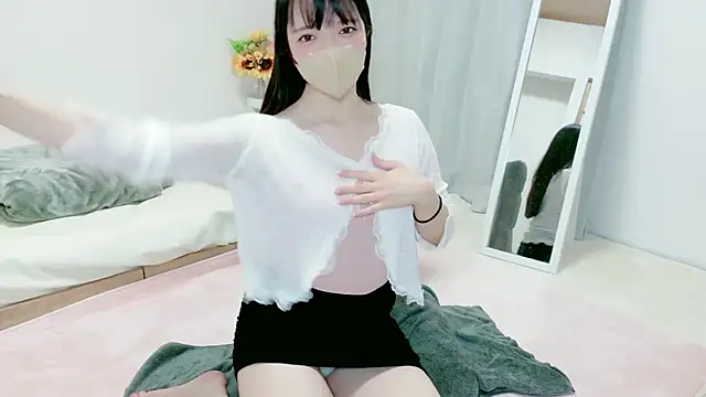 Hikari  o00 online show from June 12, 2026, 2:38 pm
