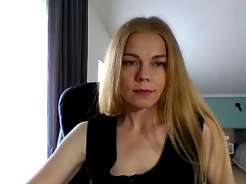Snapshot of Tina5394 chatting on June 20, 2026, 9:01 am Tina5394 online show from June 20, 2026, 9:01 am