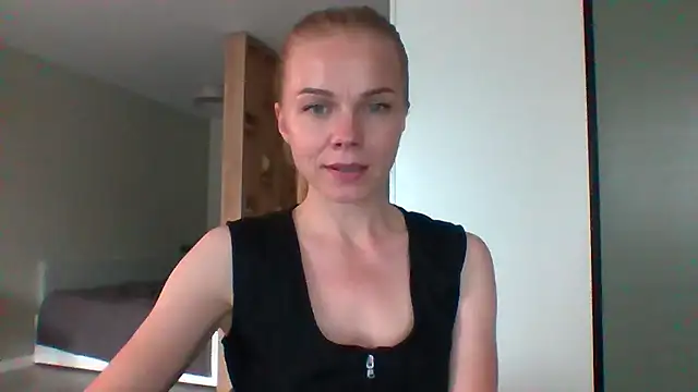 Snapshot of Tina5394 chatting on July 10, 2026, 5:15 pm Tina5394 online show from July 10, 2026, 5:15 pm