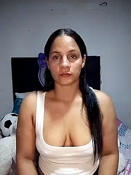 Snapshot of Cielo_777_ chatting on June 14, 2026, 3:03 pm Cielo 777 online show from June 14, 2026, 3:03 pm