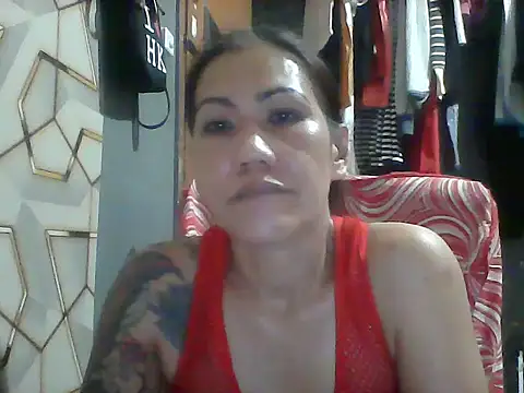 Snapshot of pinayheartaker chatting on June 1, 2026, 12:18 pm pinayheartaker online show from June 1, 2026, 12:18 pm