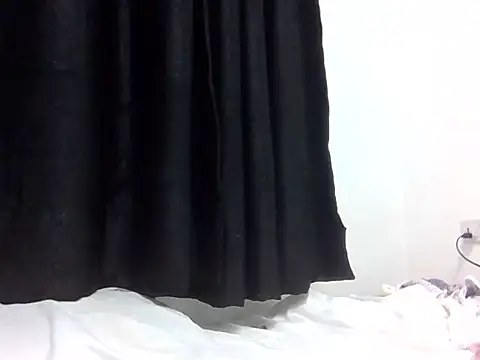 Sexxy petite1 online show from June 23, 2026, 4:49 pm