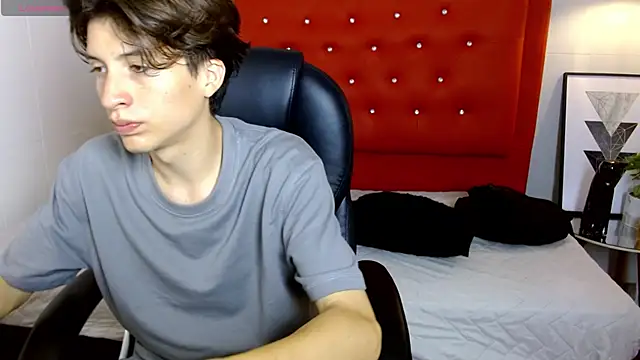 Marcoviolet online show from June 21, 2026, 12:19 pm