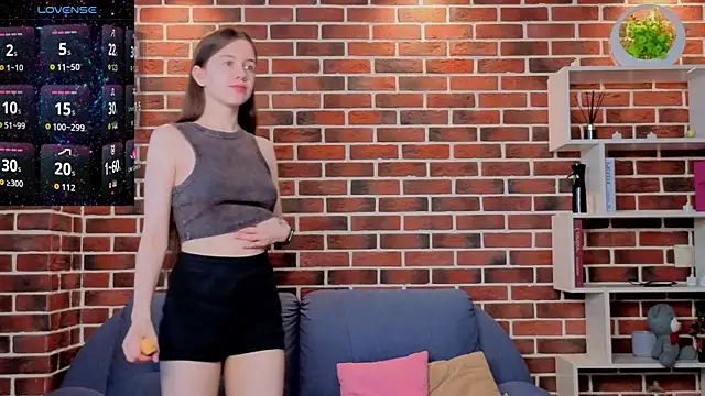 MyrtaMcclaney online show from June 11, 2026, 6:50 pm