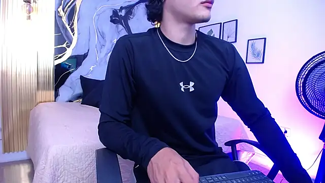 OliverMorgan66 online show from June 23, 2026, 6:39 pm