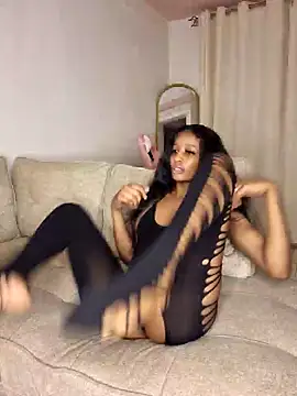 Snapshot of kiki_sexxy chatting on June 27, 2026, 8:03 pm kiki sexxy online show from June 27, 2026, 8:03 pm
