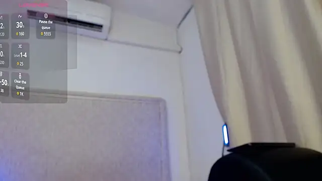 Snapshot of Vic_cooper chatting on June 2, 2026, 3:41 am Vic cooper online show from June 2, 2026, 3:41 am