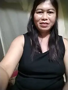 Snapshot of -Hatybi- chatting on June 21, 2026, 10:01 pm -Hatybi- online show from June 21, 2026, 10:01 pm