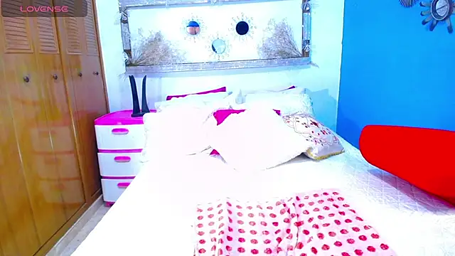 cairohot online show from November 15, 2025, 5:38 am