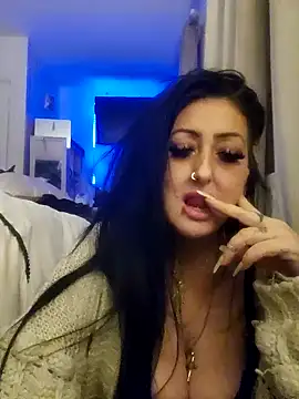 Snapshot of Angeldevlin81 chatting on June 9, 2026, 10:54 pm Angeldevlin81 online show from June 9, 2026, 10:54 pm
