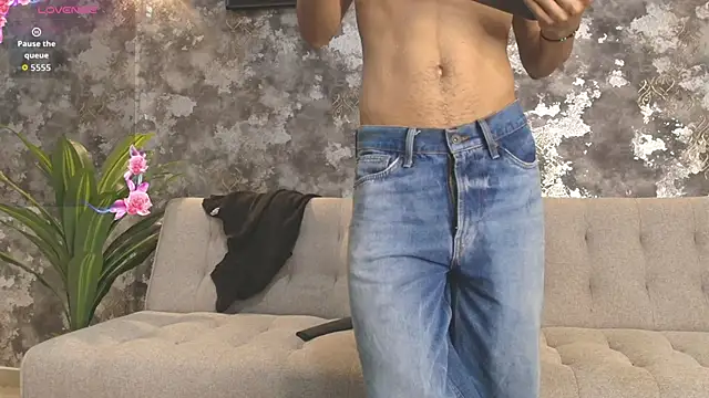 Maximiliano Young online show from June 10, 2026, 1:32 pm