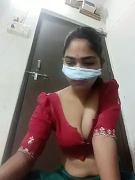 Snapshot of savita97567 chatting on July 13, 2026, 9:17 pm savita97567 online show from July 13, 2026, 9:17 pm