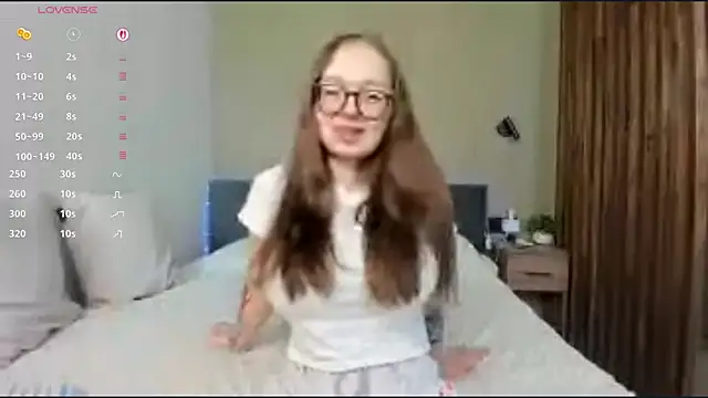 Snapshot of AnitaSchiesser chatting on July 9, 2026, 11:36 am AnitaSchiesser online show from July 9, 2026, 11:36 am