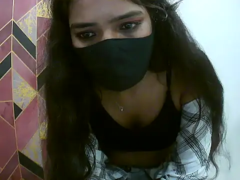 Snapshot of Hot-Roshni chatting on June 7, 2026, 7:17 pm Hot-Roshni online show from June 7, 2026, 7:17 pm