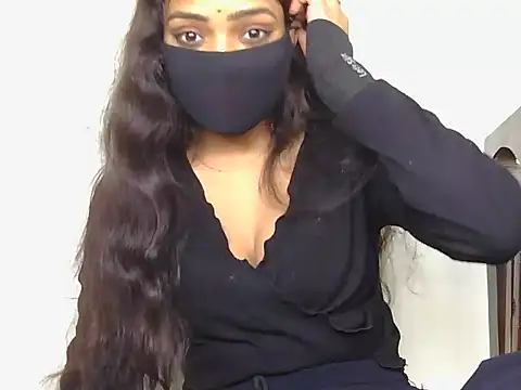 Snapshot of Hot-Roshni chatting on July 13, 2026, 7:49 pm Hot-Roshni online show from July 13, 2026, 7:49 pm