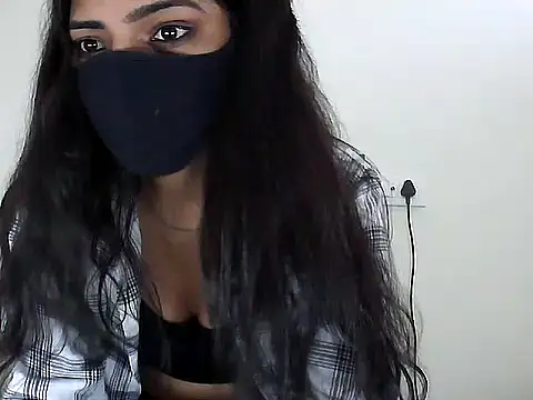 Snapshot of Hot-Roshni chatting on July 17, 2026, 7:04 am Hot-Roshni online show from July 17, 2026, 7:04 am