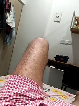 indiboy009 online show from December 15, 2025, 3:27 pm