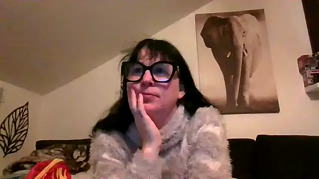 Snapshot of sexujuly88 chatting on February 24, 2026, 9:57 pm sexujuly88 online show from February 24, 2026, 9:57 pm