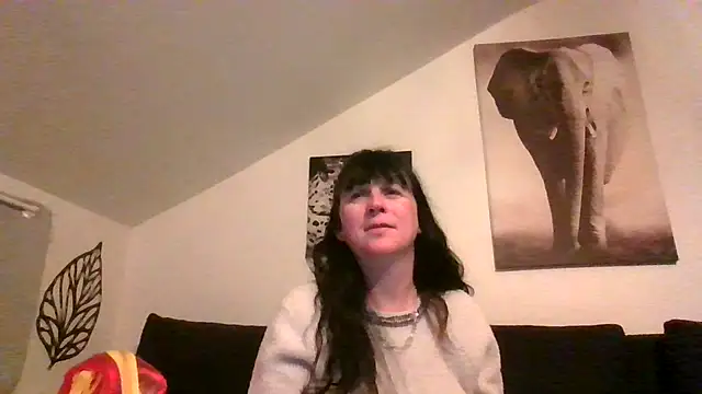 sexujuly88 online show from April 21, 2026, 9:06 pm