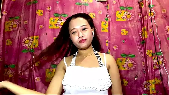 Snapshot of Abegail2221 chatting on June 10, 2026, 3:29 am Abegail2221 online show from June 10, 2026, 3:29 am