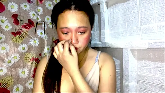 Snapshot of Abegail2221 chatting on July 17, 2026, 12:56 pm Abegail2221 online show from July 17, 2026, 12:56 pm