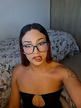 Snapshot of Scarrlet_Thompsonn chatting on June 12, 2026, 10:41 pm Scarrlet Thompsonn online show from June 12, 2026, 10:41 pm