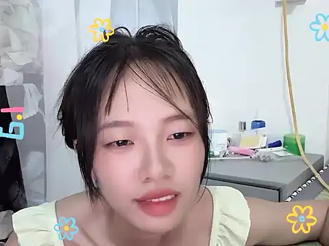xiaolei-99 online show from June 4, 2026, 6:30 am