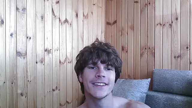Eric Crush online show from July 21, 2026, 4:04 am