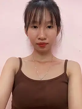 Snapshot of Abi_girl12 chatting on July 18, 2026, 5:55 am Abi girl12 online show from July 18, 2026, 5:55 am