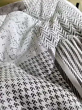 Snapshot of Singlemaleforcouples chatting on February 28, 2026, 3:02 pm Singlemaleforcouples online show from February 28, 2026, 3:02 pm