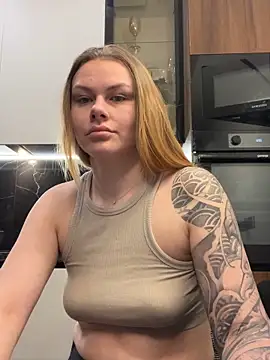 MonoGirl online show from June 2, 2026, 7:49 pm